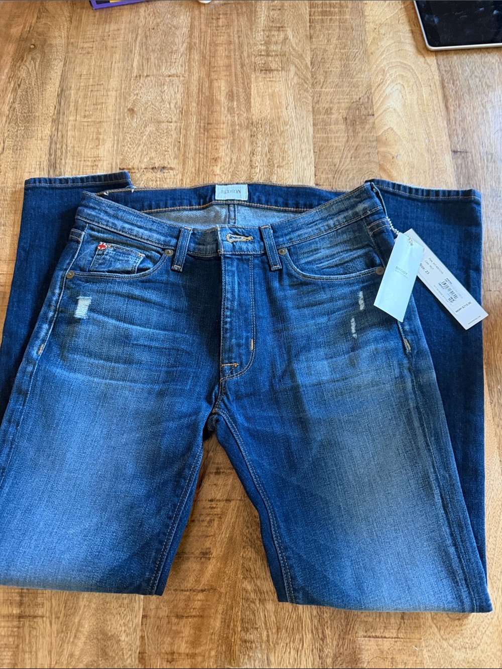Hudson Jeans Women’s boyfriend Straight Blue Denim with Faded Wash